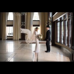 Galia Lahav cathedral veil.